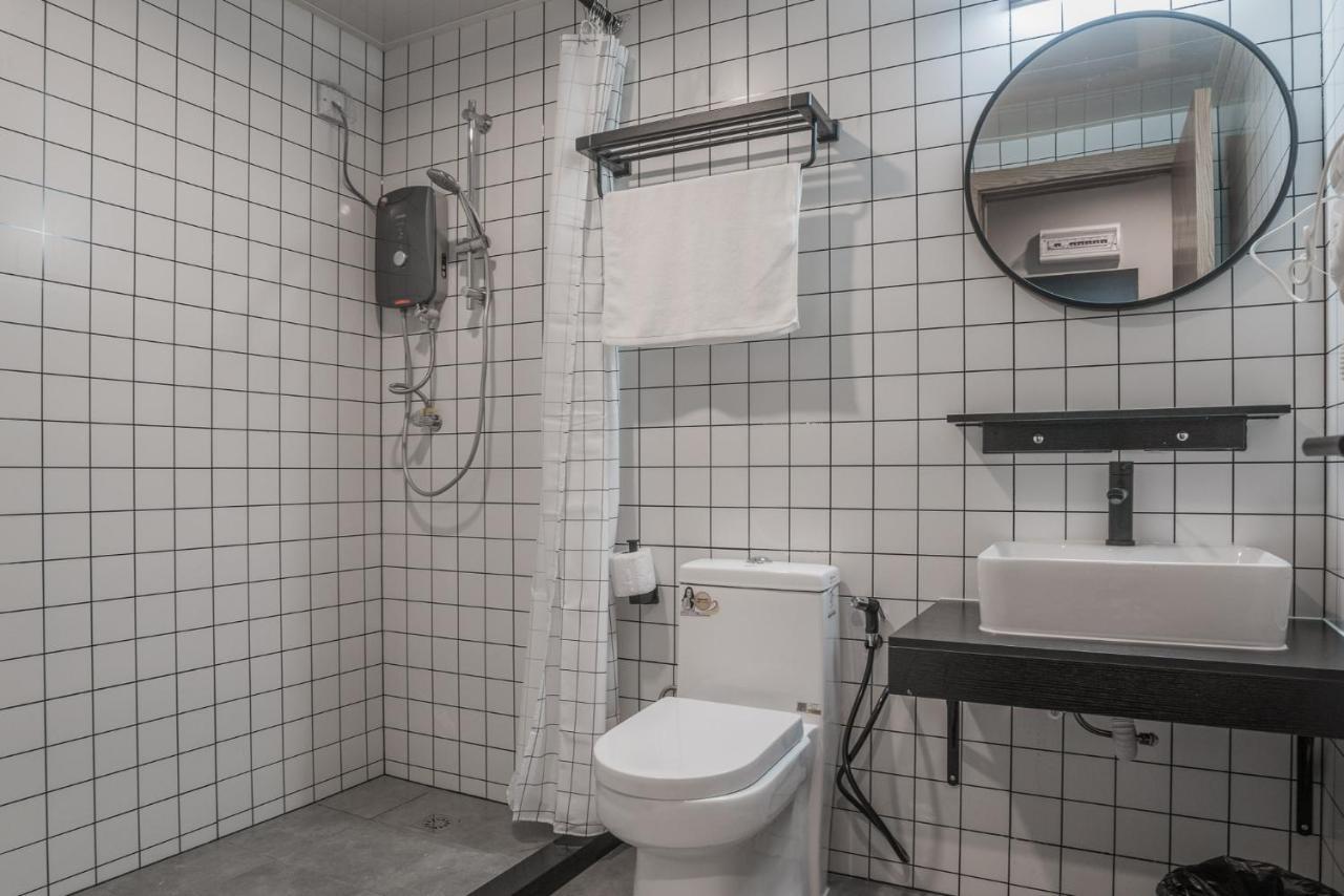Paly Hotel Семпорна Екстериор снимка