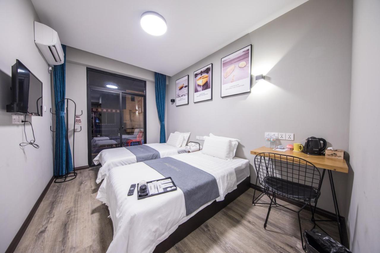Paly Hotel Семпорна Екстериор снимка